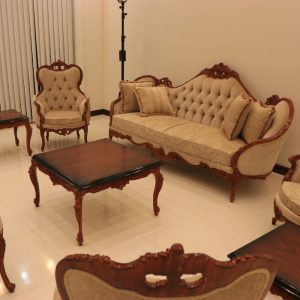 مبل کلاسیک با چوب قهوه ای 9 نفره
