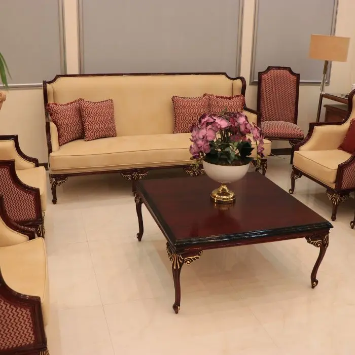 مبل کلاسیک راحتی