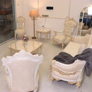 مبل کلاسیک با پارچه طرح دار