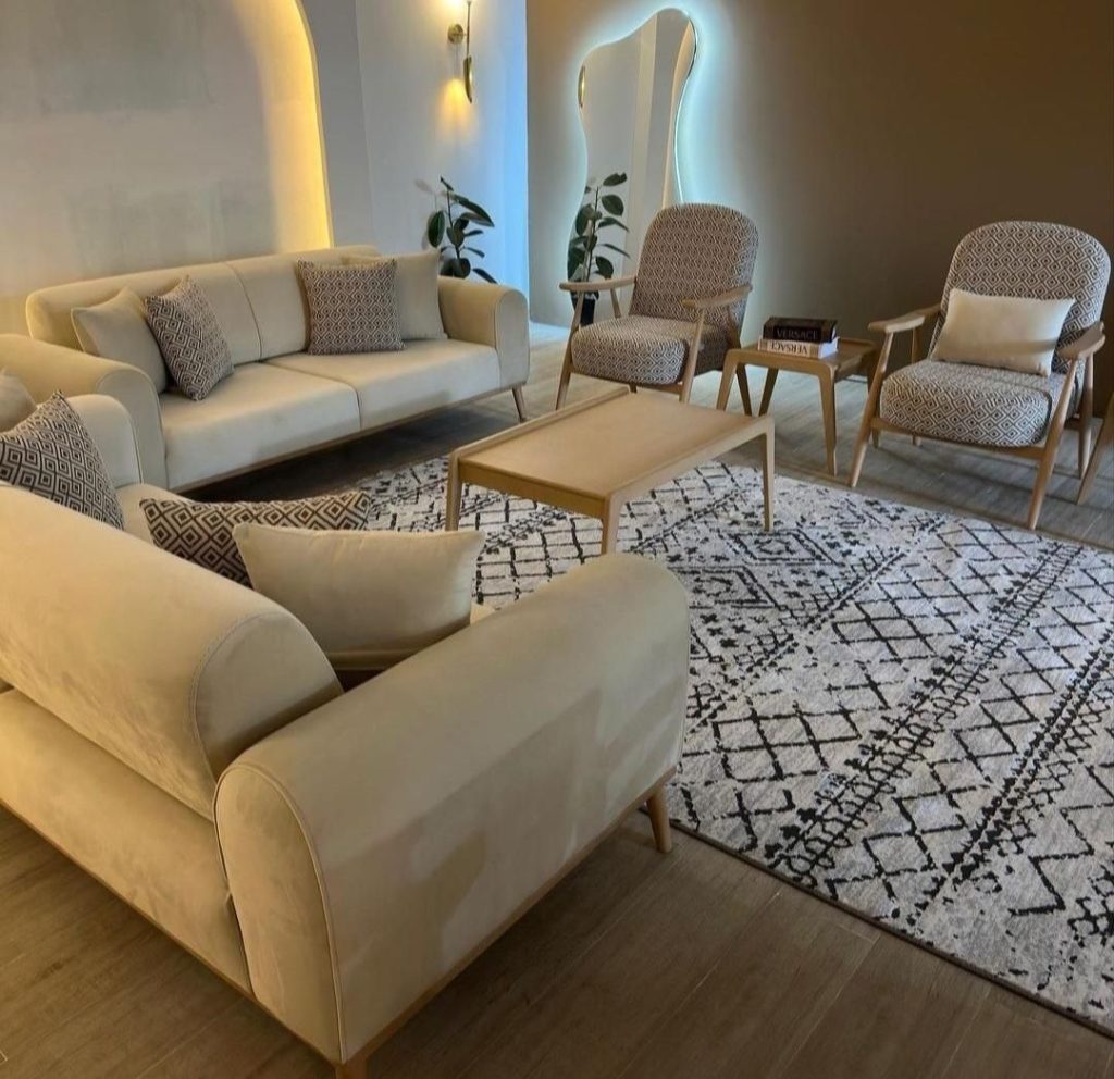 مبل راحتی و مینیمال با پارچه طرحدار
